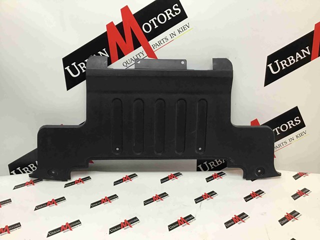 LR090833 LAND ROVER Заглушка бампера буксировочного крюка задняя купить в Киев