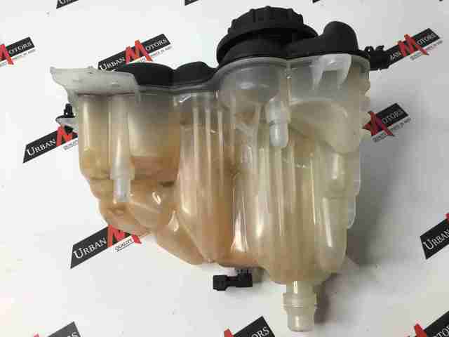 Бачок расширительный LR091767 LAND ROVER