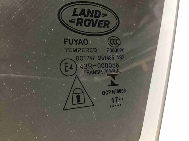 Стекло водительской двери LR093209 LAND ROVER