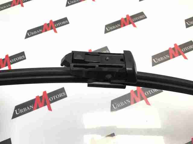 Щетка-дворник лобового стекла, водительская LR093424 LAND ROVER