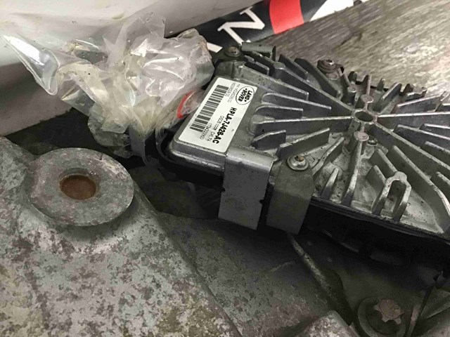 LAND ROVER LR095471 Раздатка в наличии Винница
