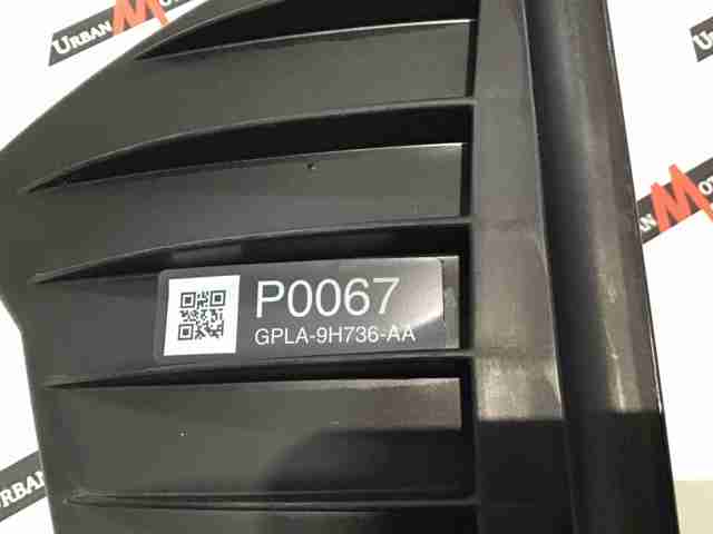 LR095546 LAND ROVER Корпус воздушного фильтра левый купить в Черновцы