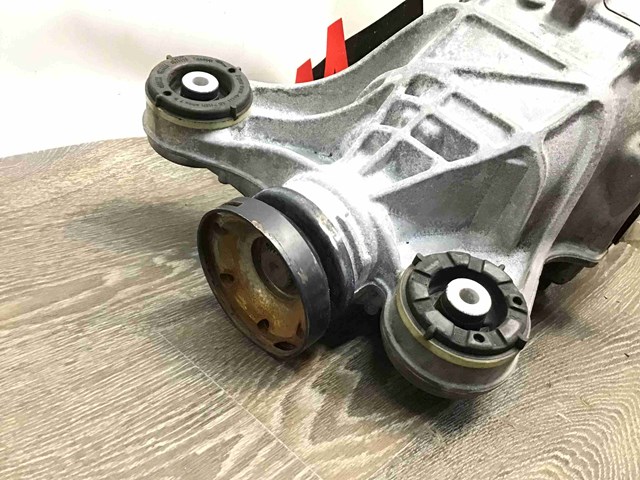 LAND ROVER LR096011 Задний редуктор в наличии Запорожье