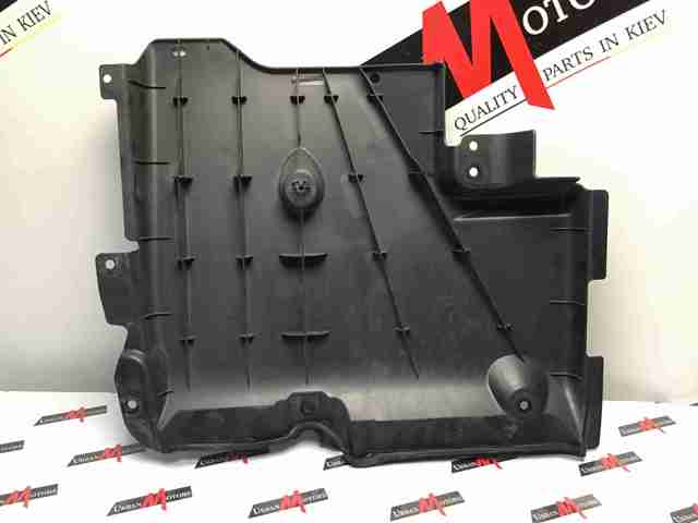 LAND ROVER LR096063 Защита днища левая в наличии Чернигов