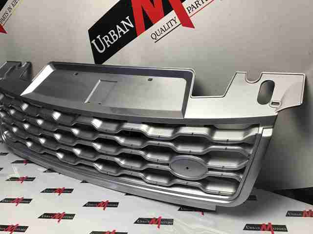 LAND ROVER LR098745 Решетка радиатора в наличии Чернигов