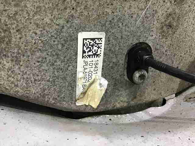 LAND ROVER LR098784 Цапфа задняя левая в наличии Ирпень