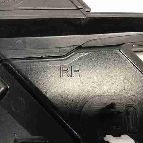 LR098787 LAND ROVER Молдинг крыла переднего правого купить в Черкассы