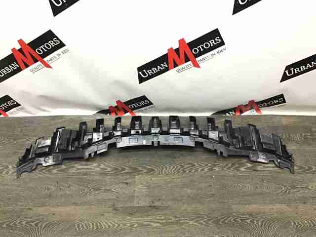 LR099388 LAND ROVER Кронштейн бампера переднего центральный купить в Сумы