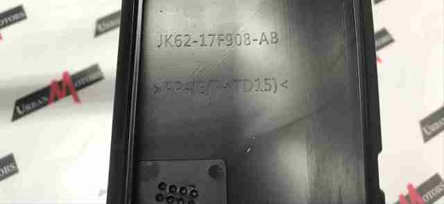LAND ROVER LR099793 Молдинг решетки бампера переднего правый в наличии Киев