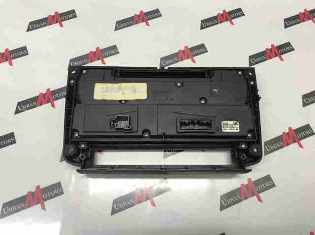 LAND ROVER LR106726 в наличии Тернополь