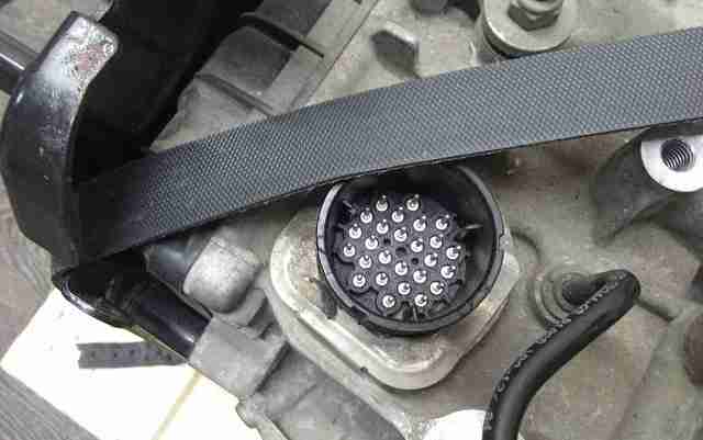 LAND ROVER LR112526 в наличии Украина