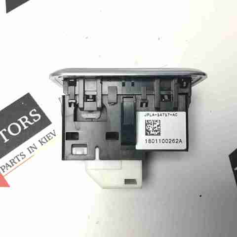 Кнопка стеклоподъемника передняя правая LR113043 LAND ROVER