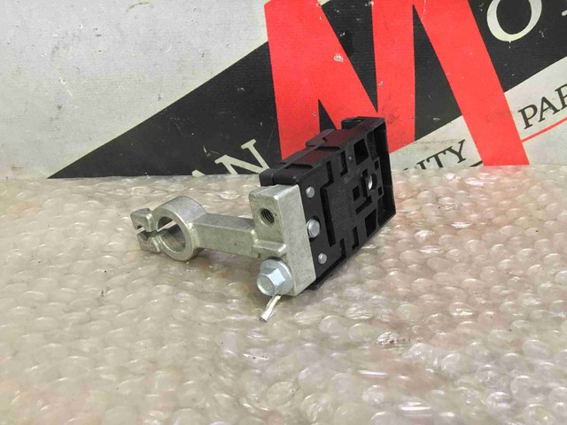 LR117597 LAND ROVER купить в Кривой Рог