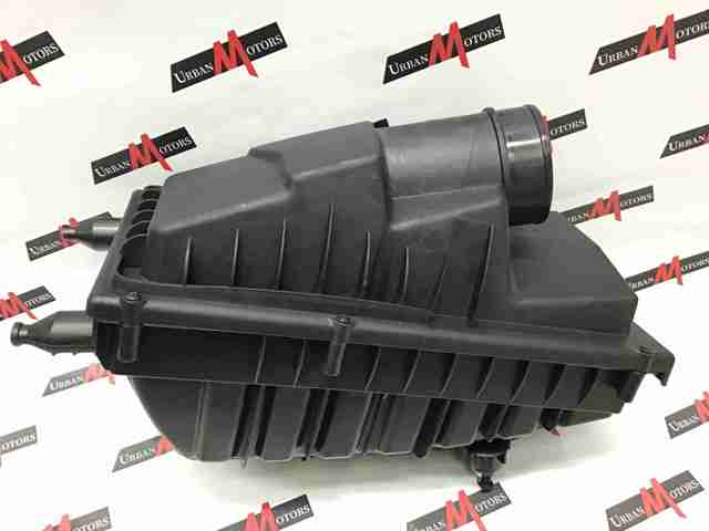 LR121746 LAND ROVER Корпус воздушного фильтра левый купить в Одесса