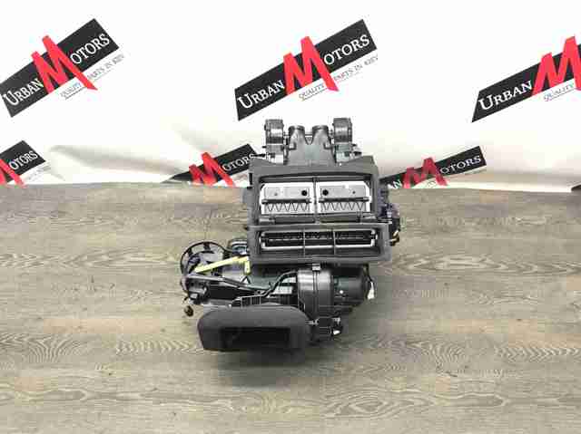 LAND ROVER LR123802 Корпус печки в сборе в наличии Киев