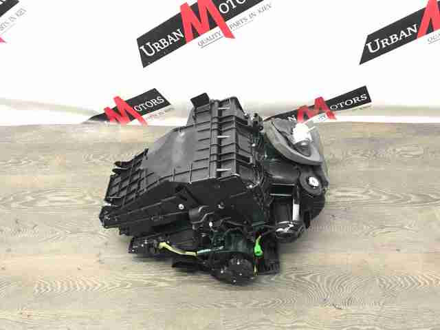 LAND ROVER LR123802 Корпус печки в сборе в наличии Николаев