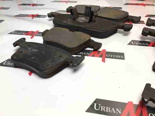Тормозные колодки LR128263 LAND ROVER