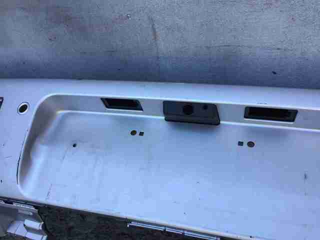 Шина бампера заднего LR129731 LAND ROVER