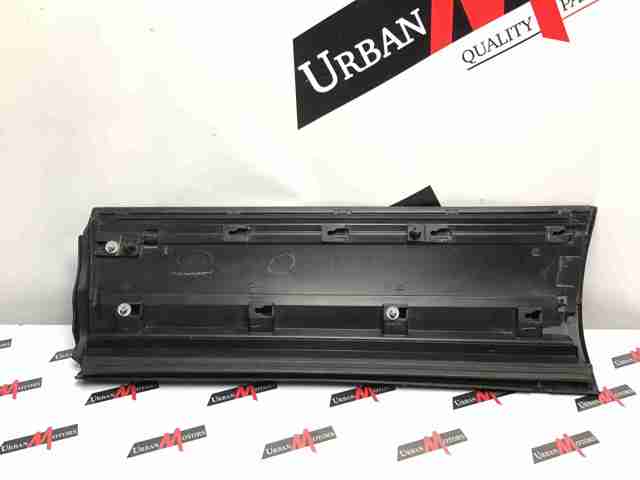 LR164829 LAND ROVER Молдинг двери задней правой нижний купить в Харьков