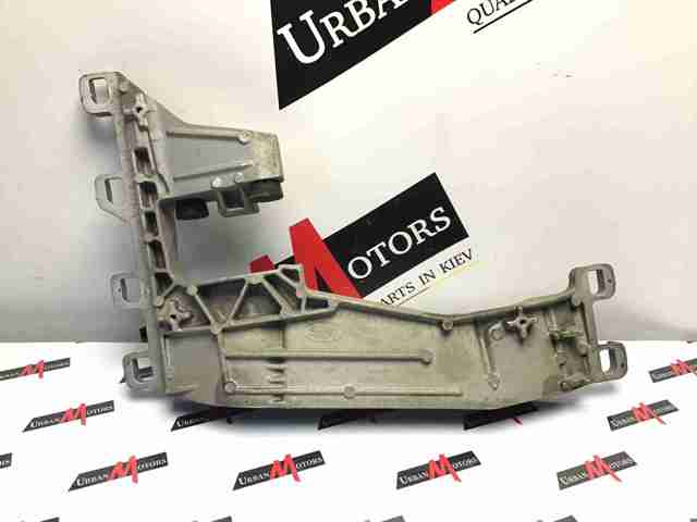 T4N1162 Кронштейн подушки КПП купить Ужгород