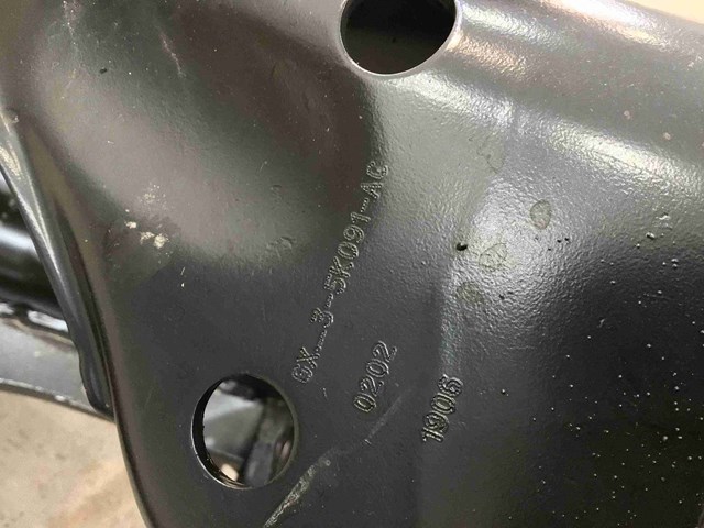 JAGUAR T4N13504 Подрамник задний в наличии Львов