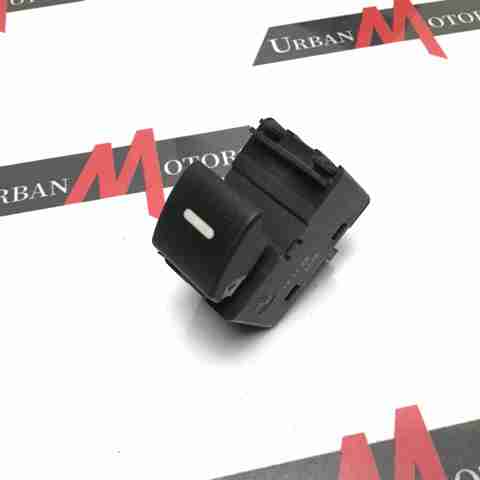 YUF000072PVA Кнопка включения мотора стеклоподъемника задняя правая купить Ужгород