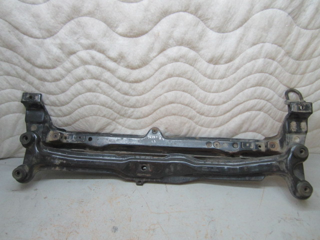 Подрамник двигателя 191199201B VAG