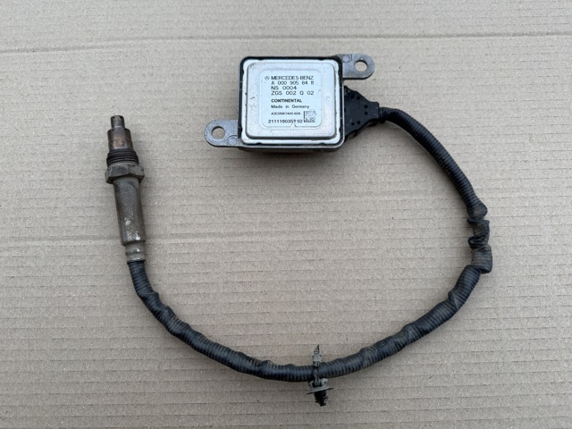 Датчик оксидов азота NOX, задний 0009058411 MERCEDES