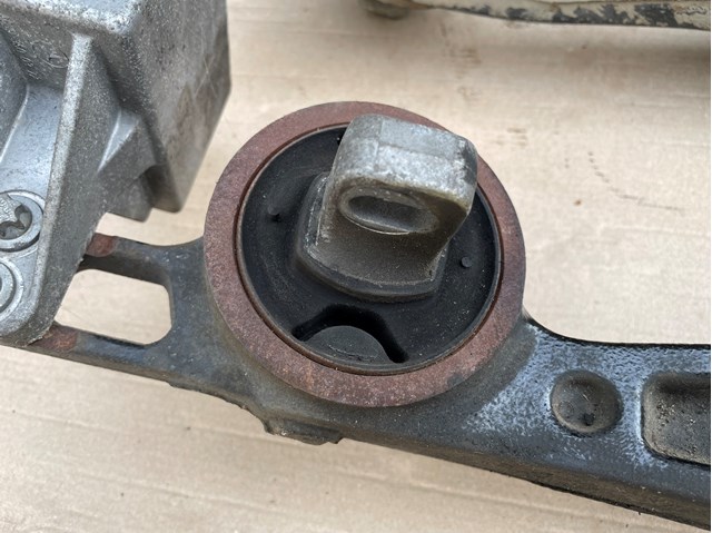6393530595 MERCEDES купить в Чернигов
