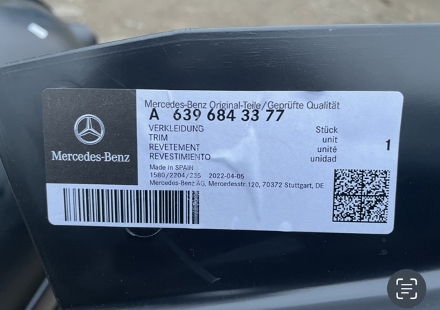 MERCEDES 6396843377 Подкрылок крыла переднего правый в наличии Павлоград