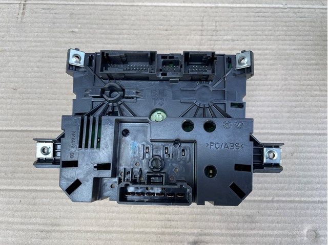 MERCEDES 6399060100 в наличии Винница