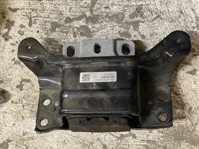 5Q0199555R VAG Подушка трансмиссии (опора коробки передач) купить в Винница