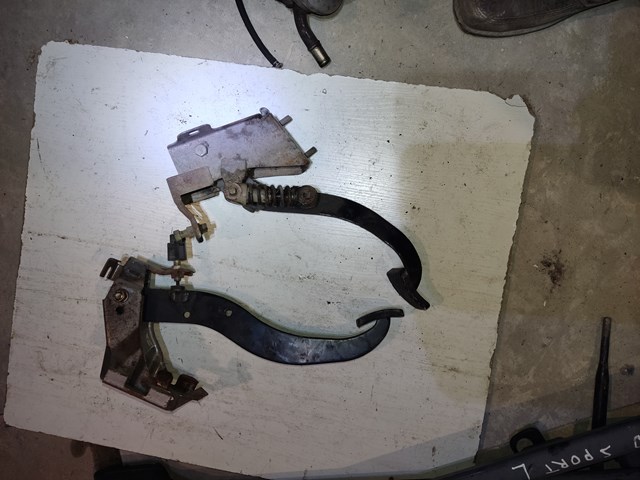 Педаль акселератора MR569559 MITSUBISHI