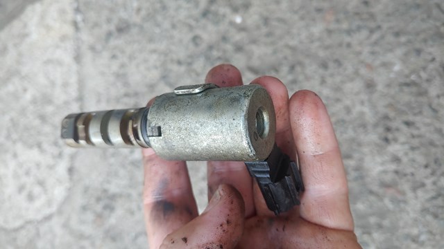 Клапан электромагнитный положения (фаз) распредвала, левый 1534031020 TOYOTA