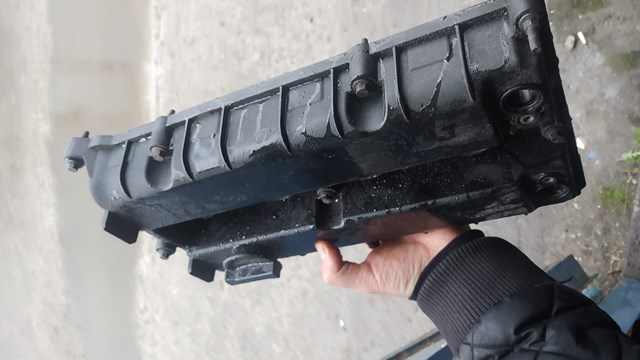 2178204 FORD Клапанная крышка купить в Житомир