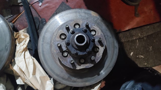 Тормоз дисковый передний 402061W200 NISSAN