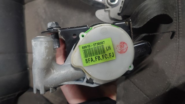 HYUNDAI 888102T30087 Левый ремень безопасности в наличии Чернигов