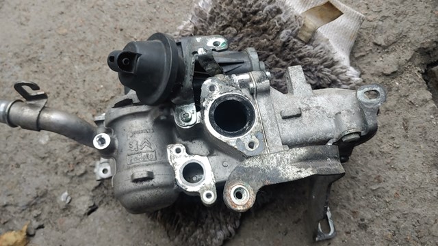 Радиатор системы рециркуляции ОГ 9802981580 PEUGEOT