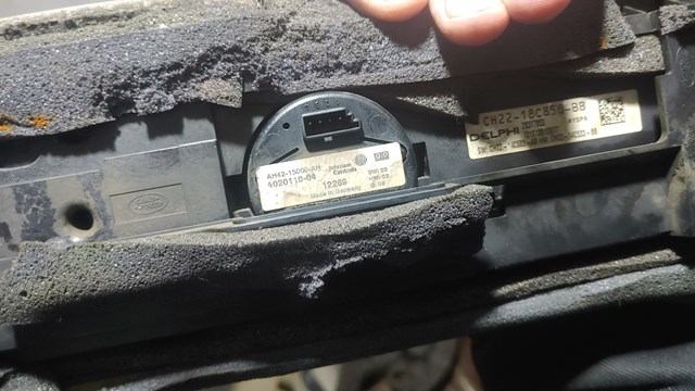 Часы салонные AH4215000AH LAND ROVER