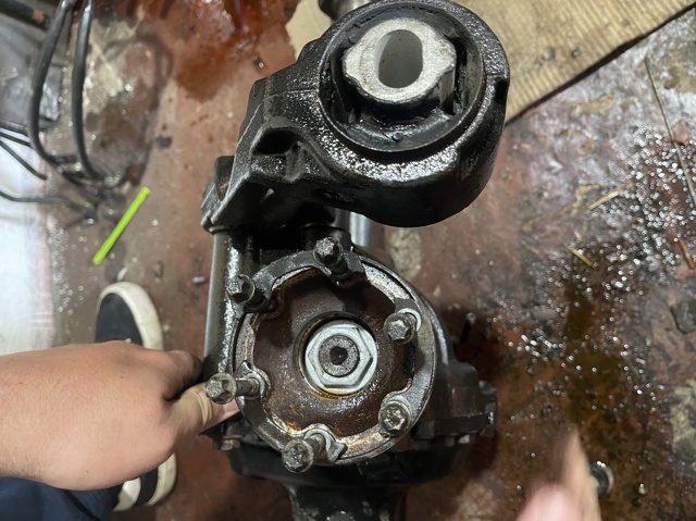 LR006011 LAND ROVER Дифференциал купить в Запорожье