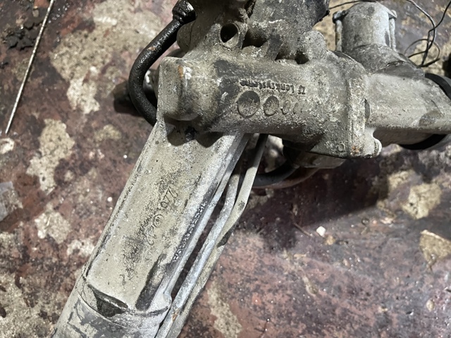 Рейка рулевая LR031744 LAND ROVER