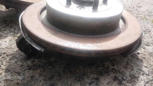 Тормоз дисковый передний SDB000624 LAND ROVER