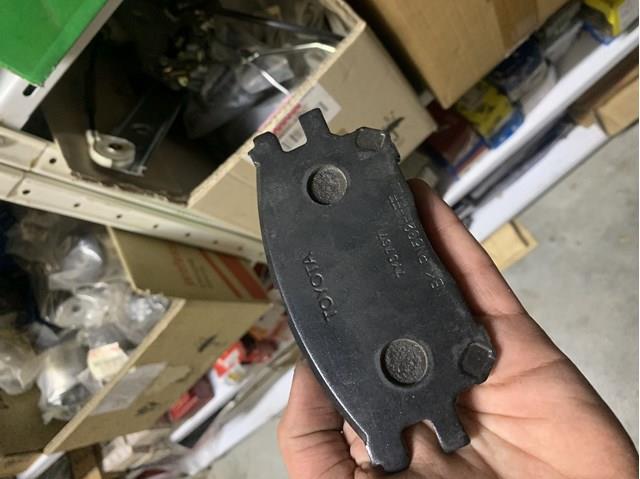 0446548090 TOYOTA Передние тормозные колодки купить в Харьков