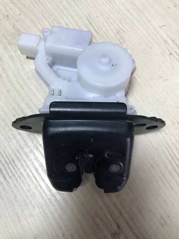 Замок крышки багажника 905024EA0B NISSAN