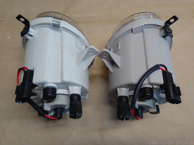 HYUNDAI 92201H1550 Фара противотуманная левая в наличии Кривой Рог
