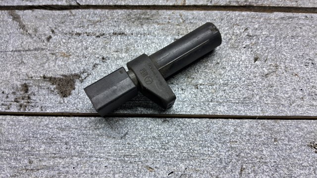 Датчик положения коленвала 0031532828 MERCEDES