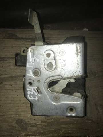 Запор кабины 51211944015 BMW