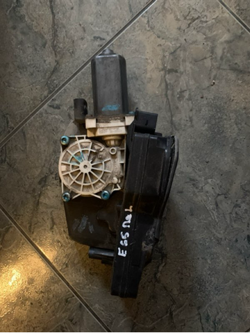 Запор кабины 51217028905 BMW