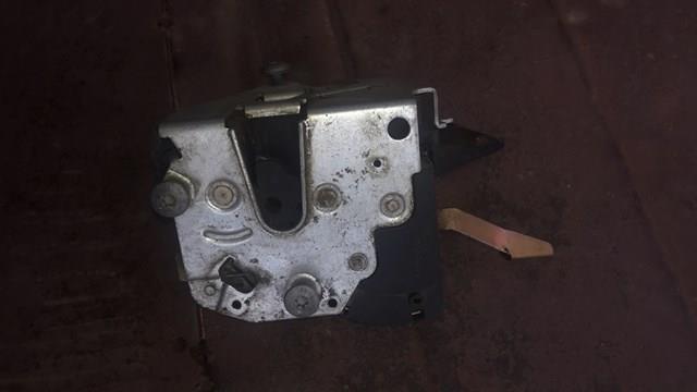 Замок передней пассажирской двери 51218168924 BMW