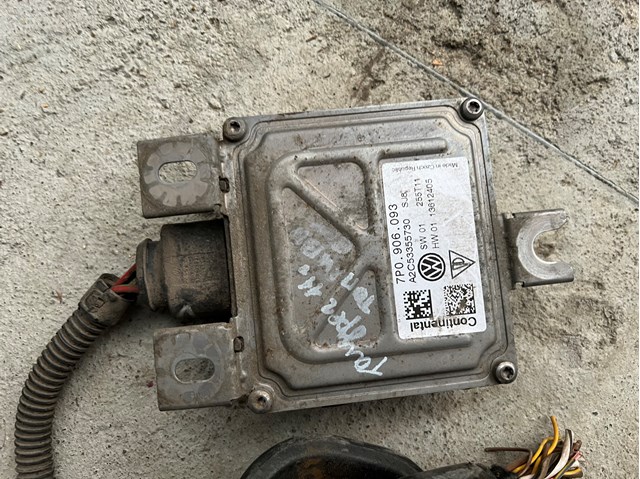 Блок управления топливного насоса 7P0906093 VAG